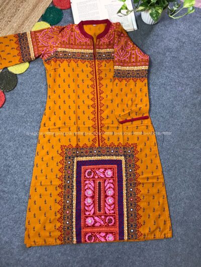 নতুন কালেকশনের ট্রেন্ডি ডিজাইনের স্টাইলিশ কুর্তি-(১ পিস)