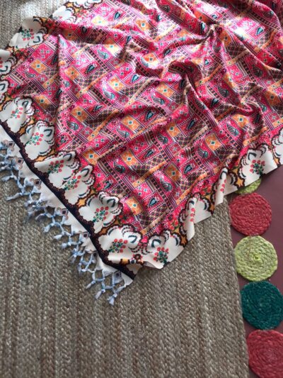 প্রিমিয়াম সফট ওয়েট প্রিন্টেড শাল-স্টাইলিশ ও এলিগেন্ট